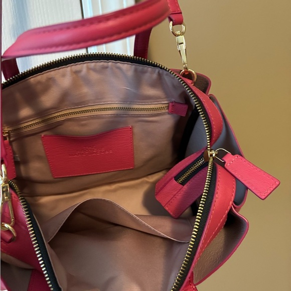 Marc Jacobs Vibrant Pink Leather Tote - Picture 9 of 12